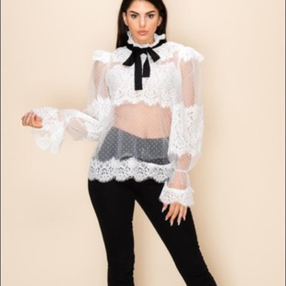 WHITE LACE TOP BLACK BOW